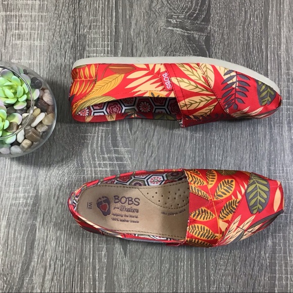 Skechers Shoes - Bobs | Slip On Canvas Shoes Red Tropical Print